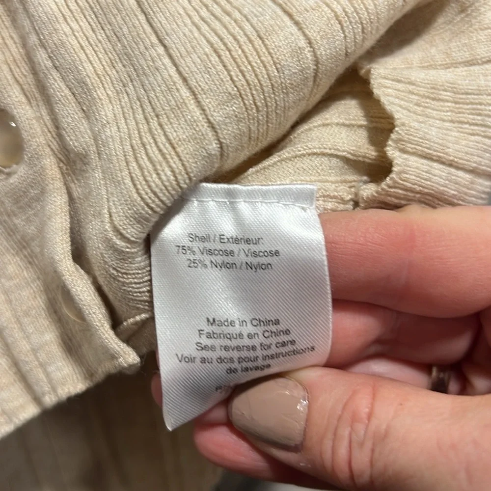 Heartloom Cream Ribbed Button-Front V-Neck Top - Picture 6 of 6